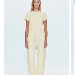 Pistola Theo NWOT small